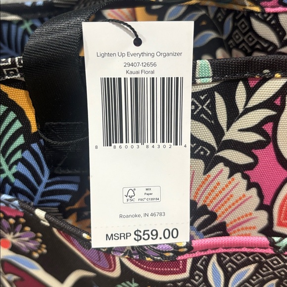 Vera Bradley ~ “Lighten Up Everything Organizer” in Kauai Floral ~ NWT’s - Picture 2 of 8